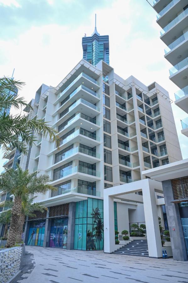 Отель Charthouse Bahrain Манама Экстерьер фото The Ritz-Carlton, DIFC